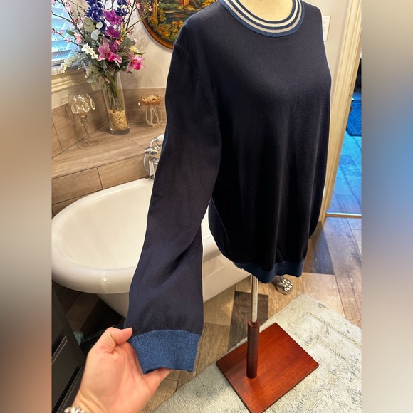 Like New Hugo Boss Men Navy Blue & White/Blue Slim Fit Sexy Muscle Hug Sweater - Picture 3 of 12